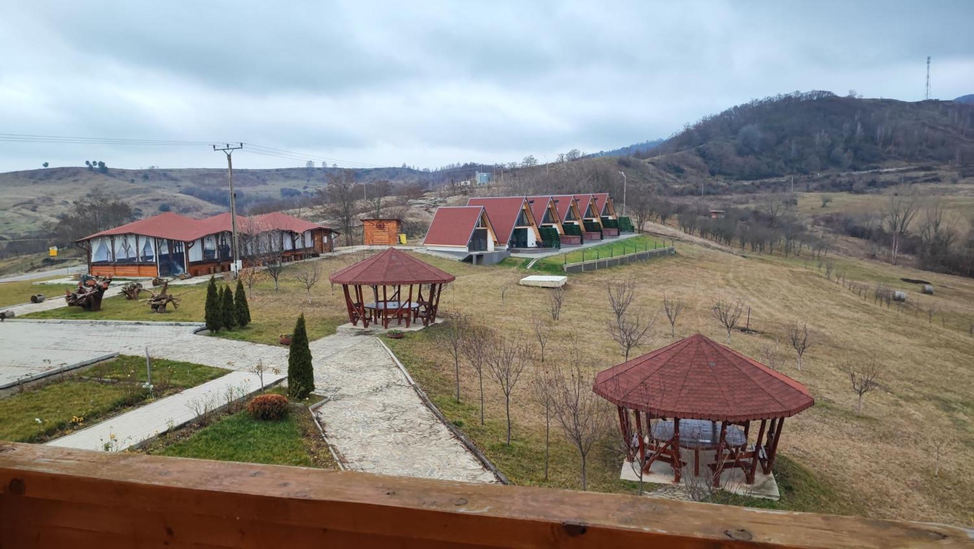 Motel Prislop Hateg Exterior photo